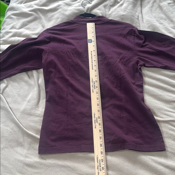 Banana republic, top size medium burgundy - Picture 5 of 6